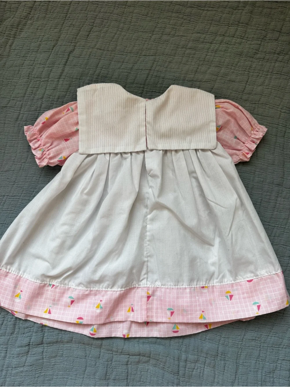 Vintage Mayfair baby girl Pink & White Bow-Detail Dress with bib neckline